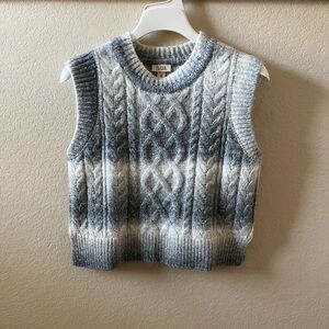 a.n.a Women’s Grey Wool Cable Knit Sleeveless Sweater Vest Crew Neck Size M